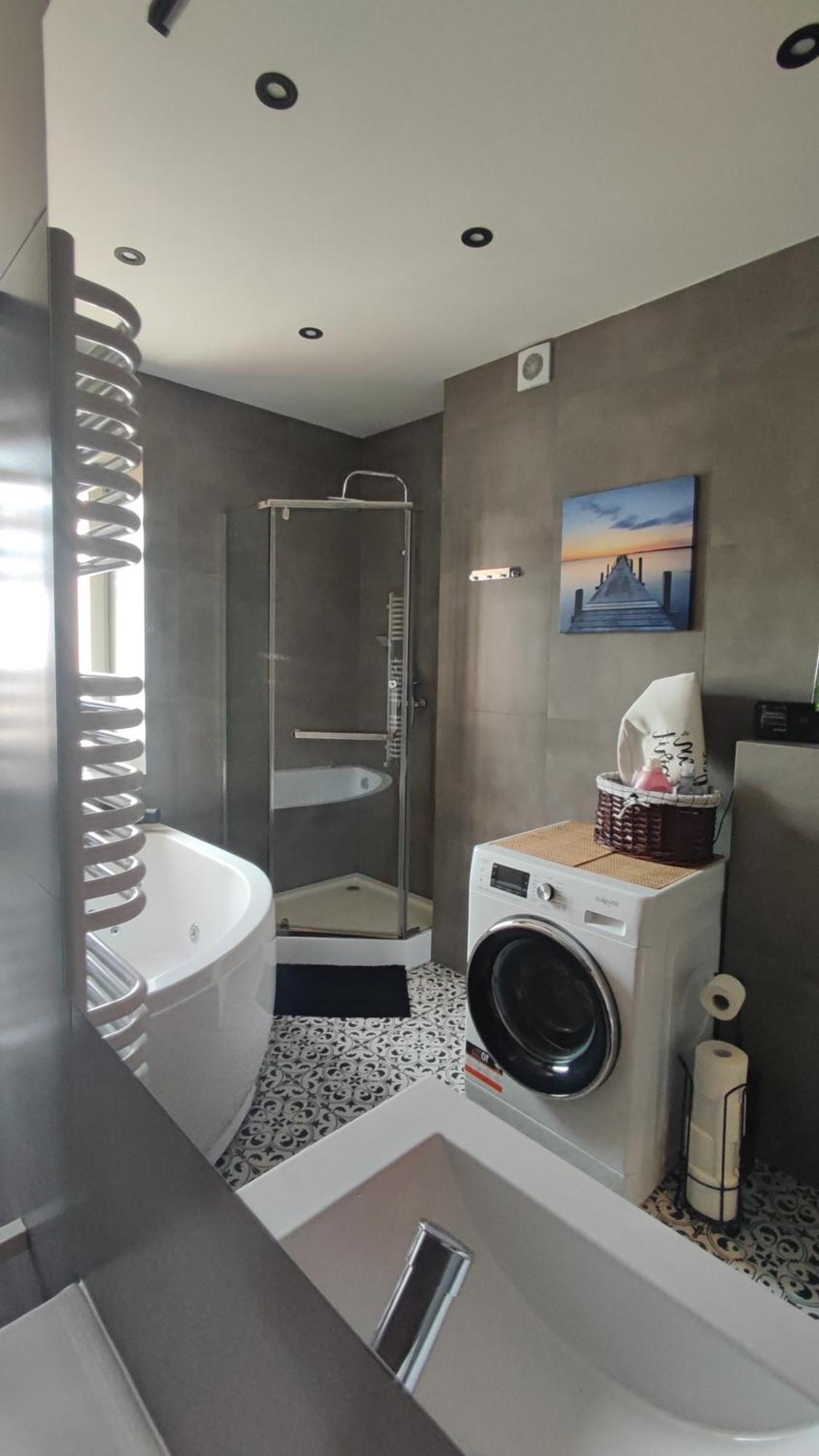 Apartament Z Jacuzzi Hel Exteriör bild